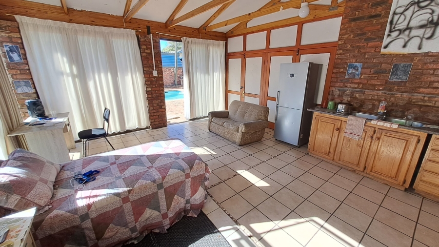 14 Bedroom Property for Sale in Universitas Free State